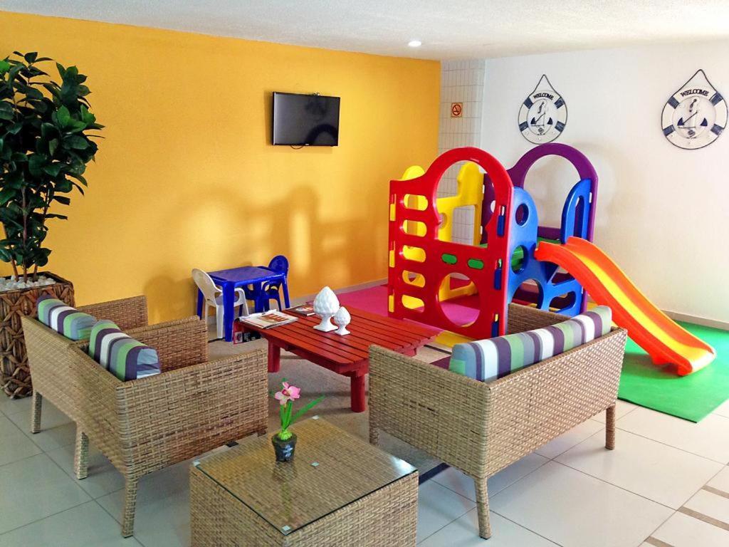 Flat No Hotel Carneiro De Tamandare ปรายา ดอส การ์เนย์รอส ภายนอก รูปภาพ